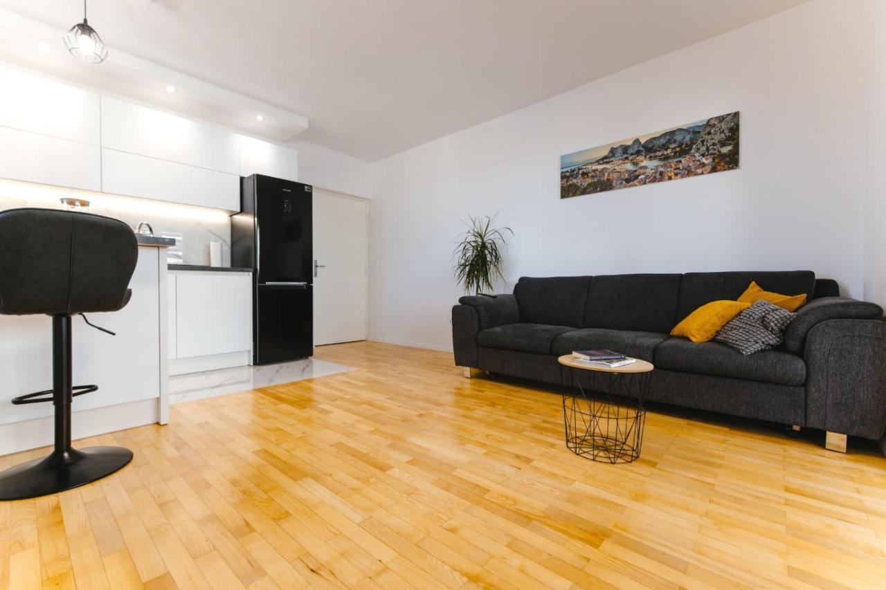 Apartment Bozic Omiš Dış mekan fotoğraf