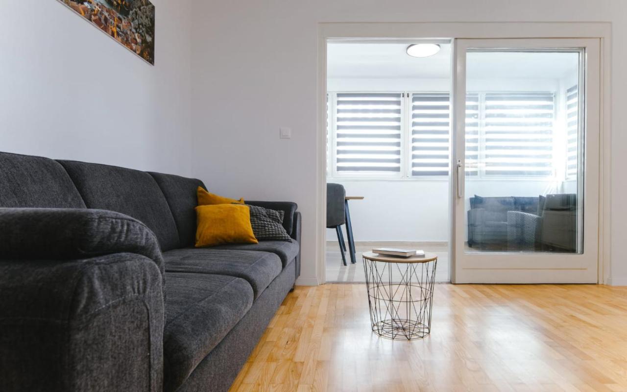 Apartment Bozic Omiš Dış mekan fotoğraf